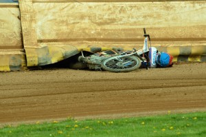 Michal Tomka po svém pádu dal na doporučení lékařů a v závodě už nepokračoval