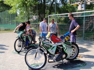 Plochodrážní technika poutala zasloužený zájem