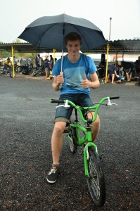 Ještě před čtrnácti dny se Richard Geyer mohl pohybovat jen s pomocí kola