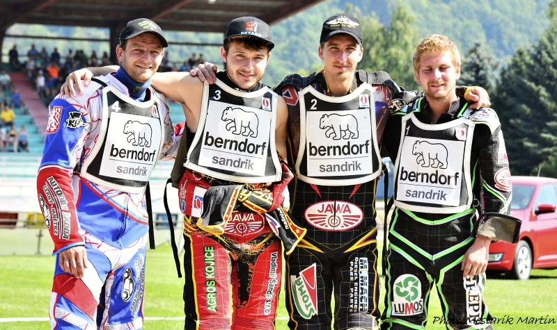 Český kvartet v Žarnovici - zleva Tomáš Suchánek, Václav Milík, Martin Málek a Jan Holub