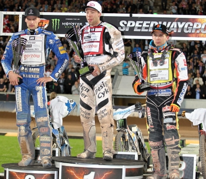 Matej Žagar, Peter Kildemand a Michaell Jepsen Jensen na stupních vítězů