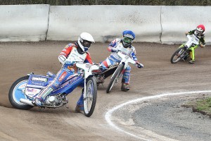 Petr Chlupáč rozehrál závod triumfem před Lukášem Vinterem a Bruno Thomasem