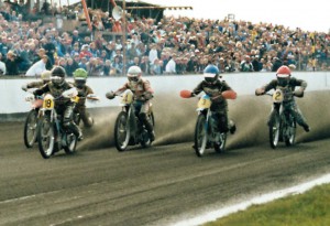 Finále odstartovalo: zleva Jiří Štancl, Simon Wigg, Egon Müller, Shawn Moran, Bobby Schwartz a Peter Collins