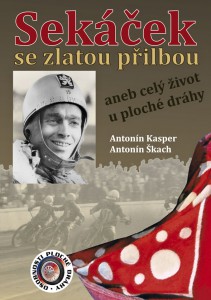 Kniha Sekáček se Zlatou přilbou aneb celý život u ploché dráhy bude tento týden k mání v Praze, v Pardubicích a ve Mšeně - do Plzně je možné dodat na základě individuální objednávky