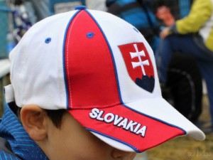 Slovenské naděje v českém šampionátu rychle zhasly, ale naštěstí zranění obou závodníků nejsou vážná