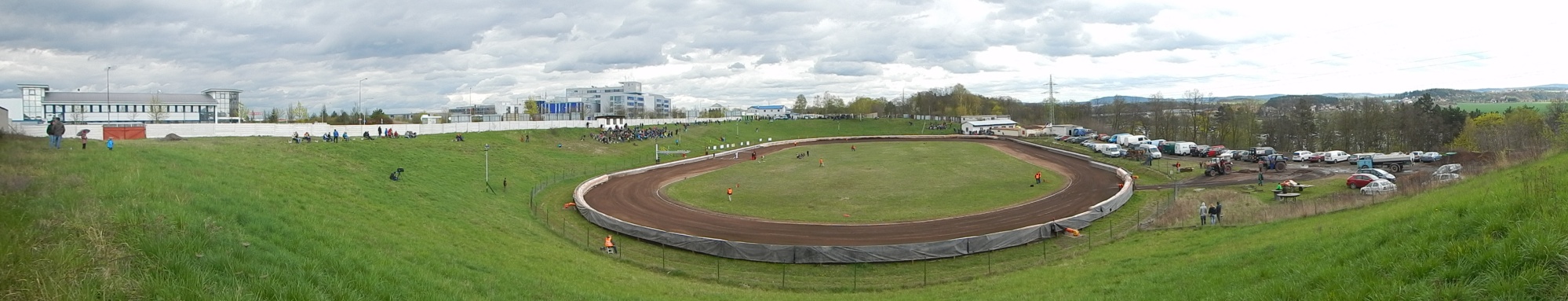 Tady se již v sobotu rozhodne minimálně o jednom světovém finalistovi - postoupí vítěz a druhý tým v případě, že bude mít více bodů než druhý z dalšího semifinále v Holstedu