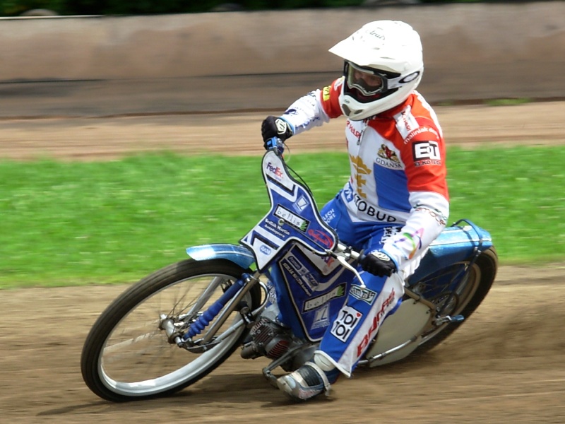 Eduard Krčmář zase v sobotu trénoval v Chabařovicích a vyslyšel pozvánku pořadatelů jet se stopětadvacítkou Speedway Mini Cup