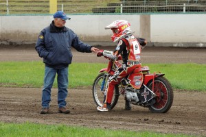 Miroslav Rosůlek instruuje Michala Bašteckého