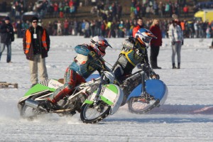 Josef Diviš (bílá) versus David Lizák (modrá)