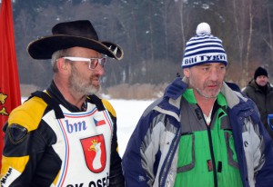 V seriálu letošních ledařských družstev hráli prozatím Jan Pecina s Martinem Běhalem roli smolařů