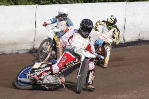 Lukáš Vinter míří k prvnímu triumfu před zraky Jana Jeníčka a Bruno Belana
