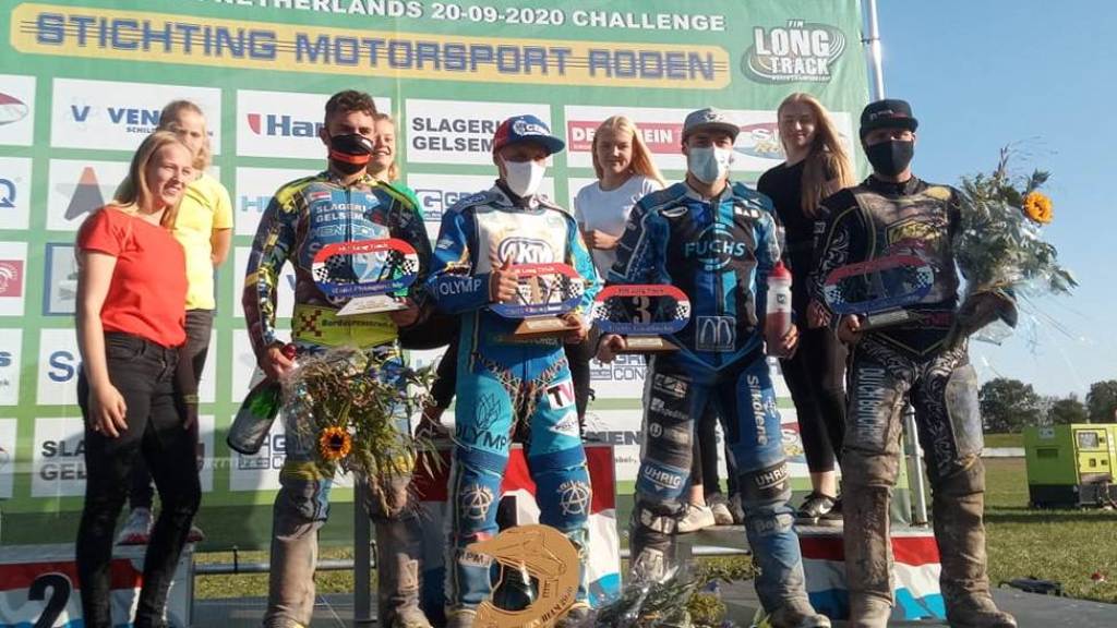 Romano Hummel, Josef Franc a Max Dilger na pódiu