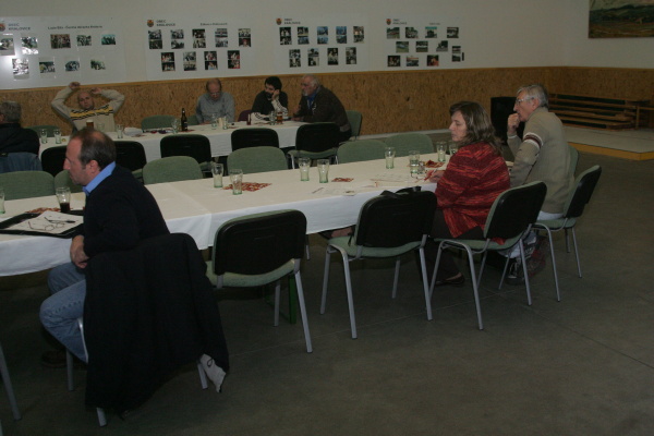 Petr Vandírek (vlevo) se zúčastnil už sobotního jednání VV SPD.