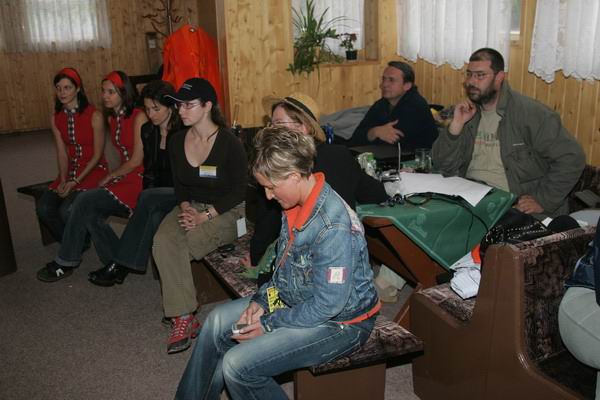 Martin Čepela - vpravo v brýlích - věří ve správnost nastoupené cesty.