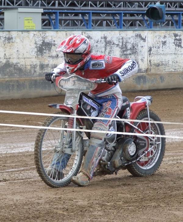 Matěj Kůs během sobotního tréninku v Pardubicích.