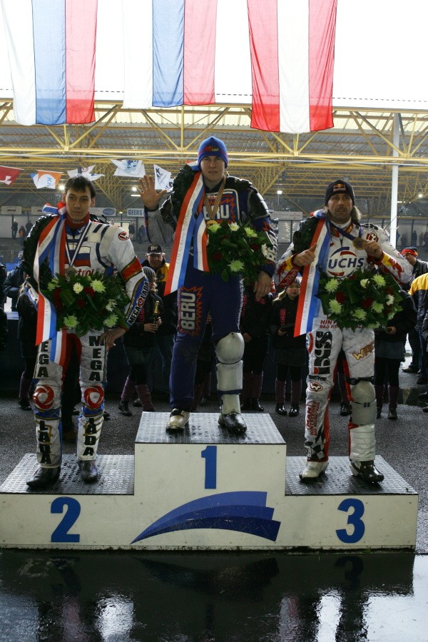 Danil Ivanov, Nikolaj Krasnikov a Franz Zorn - trojice nejlepších světových ledařů.