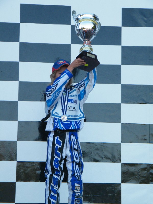 Jordan Dubernard na stupních vítězů.