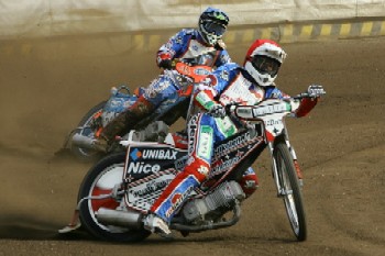 Matěj Kůs vede před Filipem Šiterou.