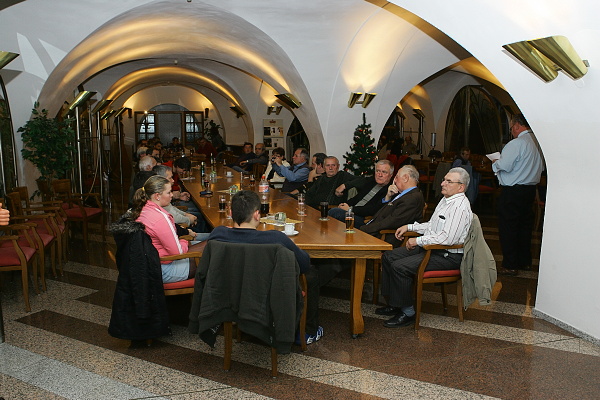 Dobrá zábava v sále.