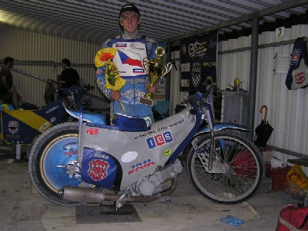 Po triumfu v semifinále v Moorwinkelsdammu.