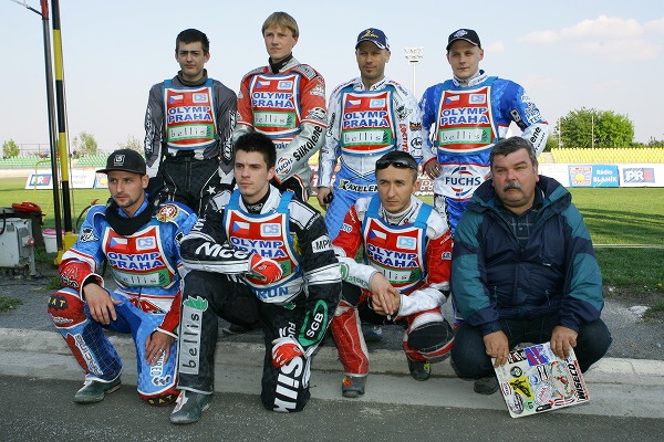 V této sestavě Pražané dosáhli svého jediného vítězství nad Slaným.