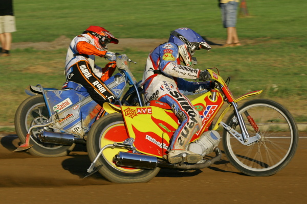 Jaroslav Petrák dotírá na Václava Milíka.