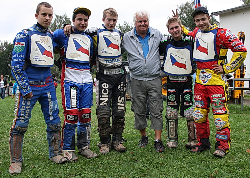 Češi se z vítězství mohli radovat už v polovině mítinku.