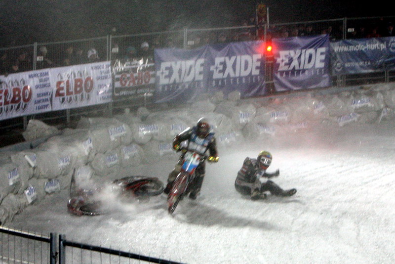 Antonín Klatovský se mistrovsky vyhýbá svému bratrovi.