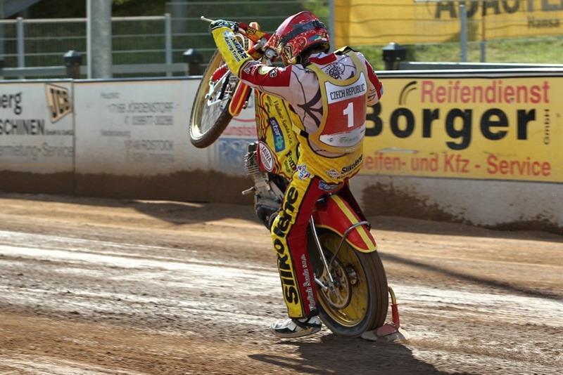 Václav Milík obhajuje post jedničky.