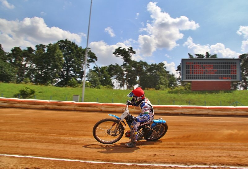 Roman Mády se včera vážně zranil.