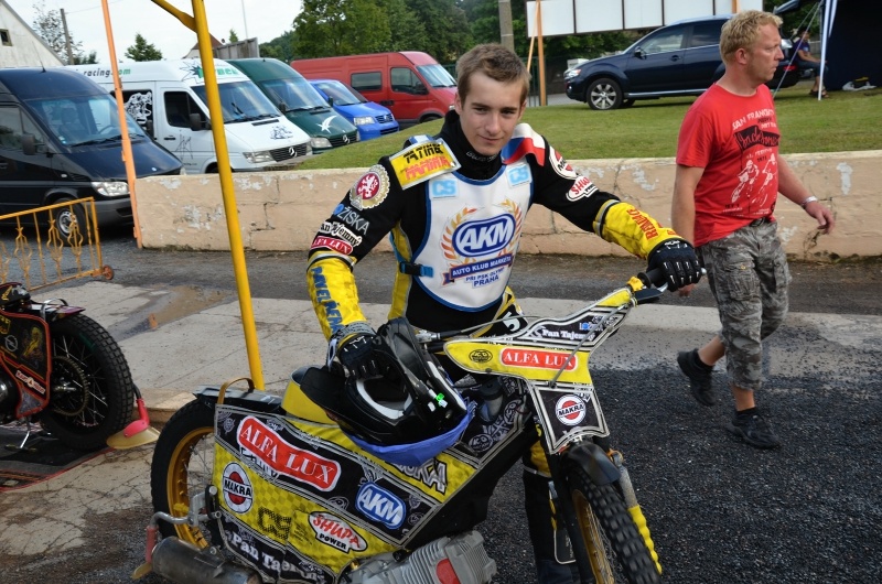 Michal Škurla vyzkouší mariánskolázeňský ovál.