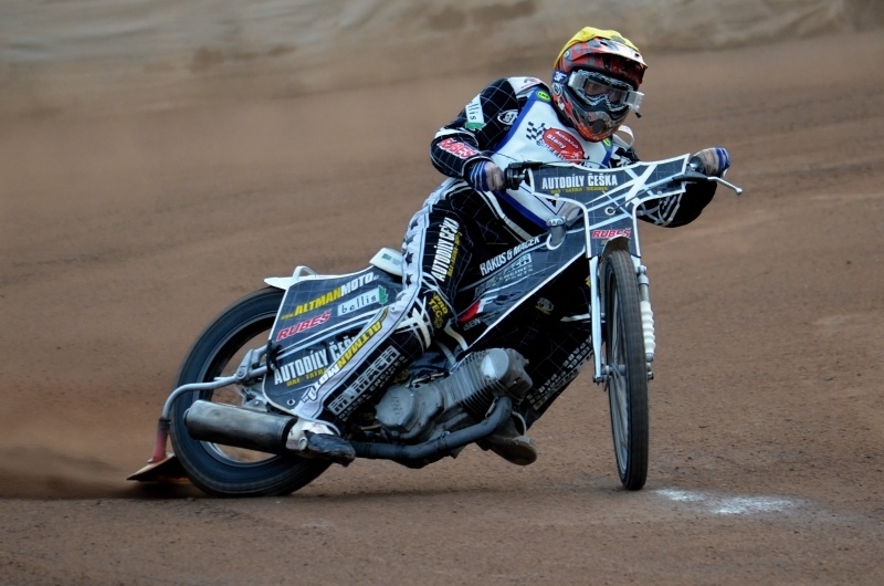 Trable s motory přinutily Romana Čejku rezignovat na juniorské mistrovství světa.